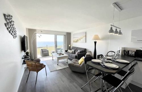 Guidel Apartment | Magnifique T2 archi cosy Vue mer 180 Piscine