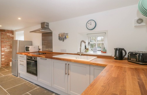 Highbridge Cottage | Magnolia Barn