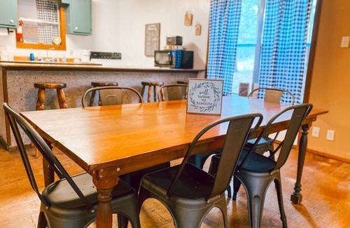 Pencil Bluff House | Magnolia Cabin - On the Ouachita river