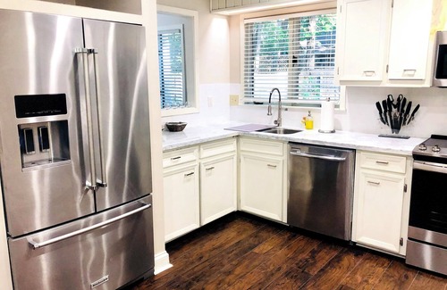 Flowood House | Magnolia Lakeside Retreat- Cozy stay near the Ross Barnett Reservoir