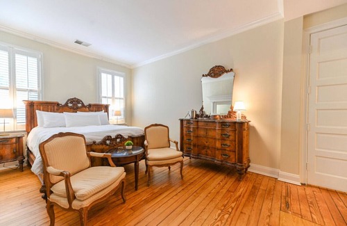 Edenton Bed & Breakfast | Magnolia Room - Granville Queen Inn, Downtown Historic Edenton