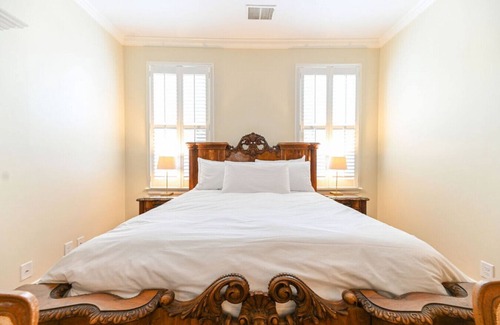 Edenton Bed & Breakfast | Magnolia Room - Granville Queen Inn, Downtown Historic Edenton
