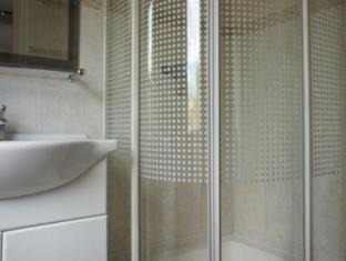Oval Hotel | Maiden Oval
