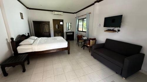 Mai Khao House | Maikhao Garden Resort