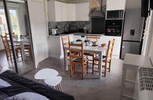 Bielle Apartment | Mailh- Massibé 1 chambre 5 pers draps serviettes inclus parking près du ski tout confort