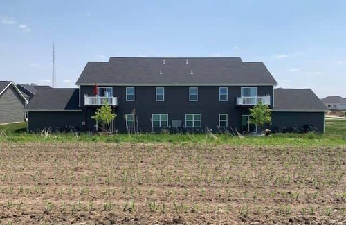 Bettendorf Condo | Main Floor Cozy 2 Bedroom Condo with a master suite in Bettendorf