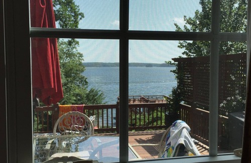 Wildwood Point House | Main Lakefront Family Home, Beach, Kayaks/SUPs, Boat Slip, Dog Friendly
