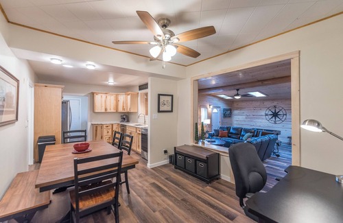 Crosby House | MAIN STREET LODGE - Charming lower duplex unit with hot tub in Crosby,MN