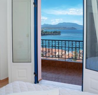 Koroni Apartment | Mairoula apartments!