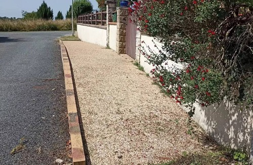 Saint-Sulpice-d'Excideuil House | Maison Dordogne, Aménagement Handicapé, Chien Autorisé