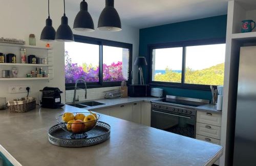 Coti-Chiavari Villa | Maison à 50 m de la plage, 10 personnes, 5 chambres en corse du sud,