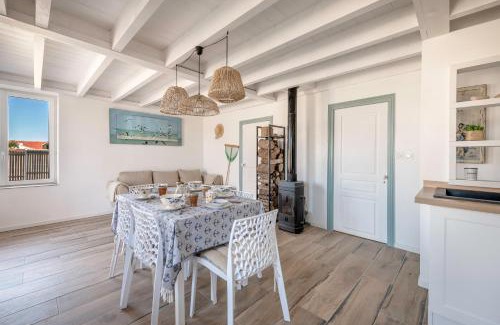 La Plaine-sur-Mer House | Maison à 50m de la mer, 4 adultes et 2 enfants