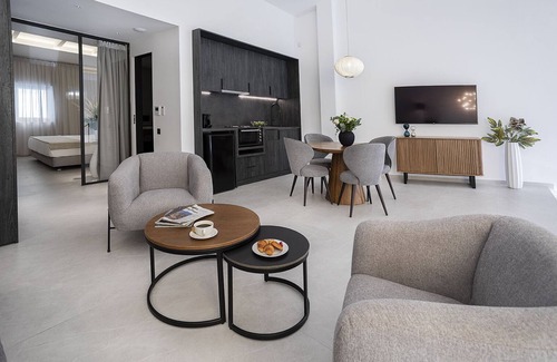 Psirri Villa | MAISON 36 NEW VILLA DOWNTOWN IN ATHENS