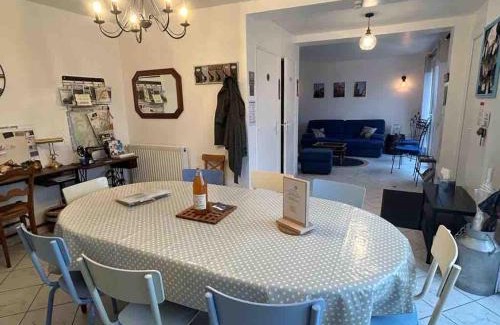 Belbeuf House | Maison-4 chambres-Parking-Forêt-Wifi-Normandie