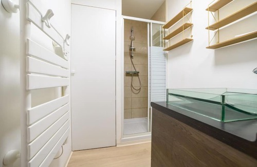 Coulounieix-Chamiers House | Maison, 4 personnes, wifi, terrasse, jardin, piscine partagée