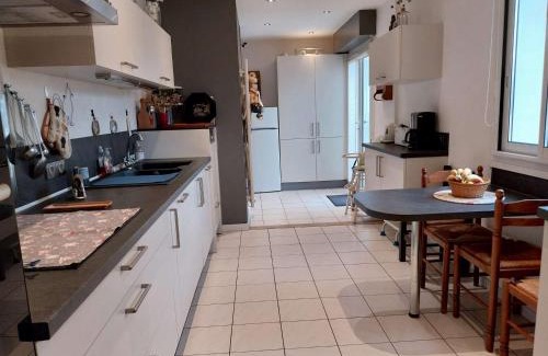 Etel Villa | Maison 4 pièces Étel - Terrasse privée, Calme - FR-1-479-202