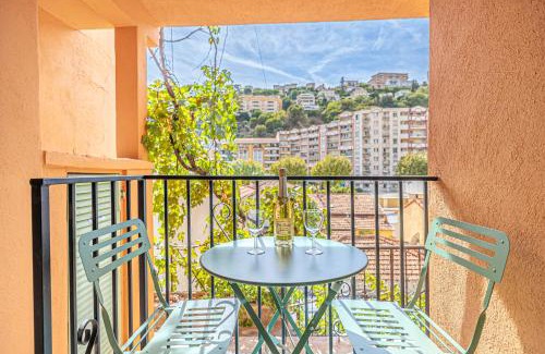 La Madeleine Apartment | Maison 6-7p, Terrasses, proche Plages, Nice Centre