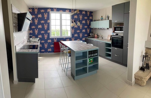 Brignogan-Plage House | Maison 900m DE LA Plage Avec SPA ET Terrasse DE 60m2