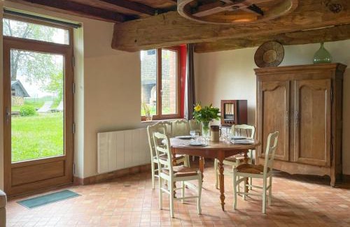 Passais-Villages House | Maison Ancienne Confortable, Calme avec Jardin Clôturé, Tout Inclus - FR-1-497-238