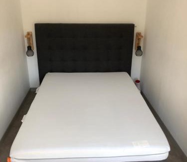 Perrancey-les-Vieux-Moulins House | Maison au bord du lac de saint Ciergues