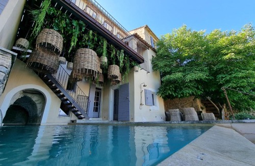 Gordes House | Maison au centre du village de Gordes avec vue incroyable