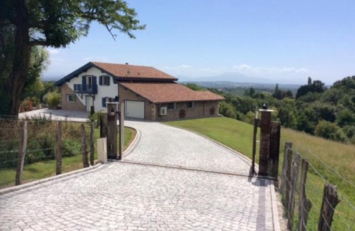 Villefranque Villa | maison au milieu de 9 hectares avec piscine chauffée
