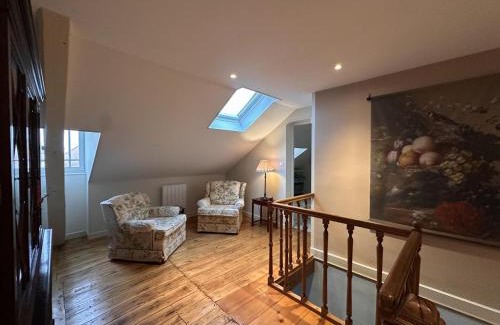 Lurcy-Levis House | Maison authentique avec grand jardin et confort moderne à Lurcy-Lévis - FR-1-489-556