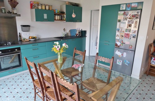 Saint-Cyprien House | Maison Avec Jardin et Terrasse Hypercentre Toulouse -8 Couchages - Idéal Famille