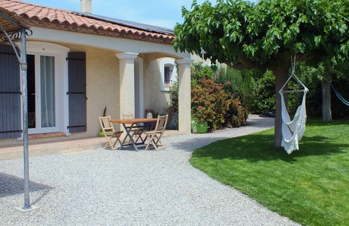 Generac House | Maison Avec Jardin et Piscine Idéal Pour les Familles