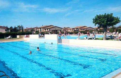 Portiragnes-Plage House | Maison avec piscine chauffée de Pâques à la toussaint accès animation & parc aquatique de juin à fin septembre