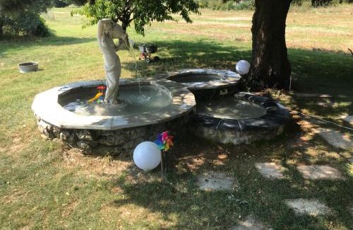 Pertuis House | Maison blanche