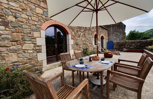 Plougrescant House | Maison bleue - PLOUGRESCANT