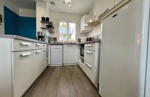 La Bree-les-Bains House | Maison calme 5 pers, proche plage et centre, jardin clos, WIFI, parking, ménage inclus. - FR-1-246A-181