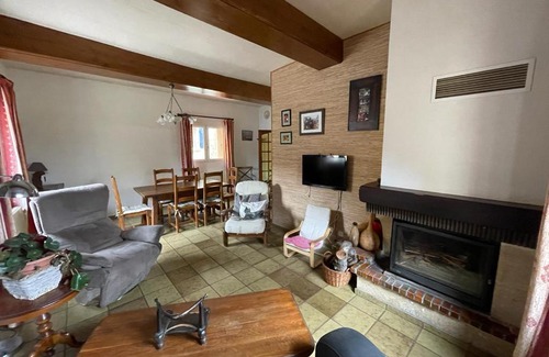 Camelas House | Maison chaleureuse au coeur des Aspres