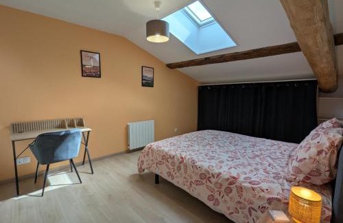 Challignac House | Maison charentaise rénovée avec jardin privatif et parking - FR-1-653-281