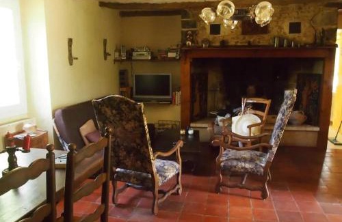 Les Junies House | Maison charmante à Les Junies avec vue sur jardin