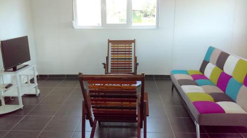 Macouria House | Maison charmante à Macouria avec jardin clôturé et terrasse