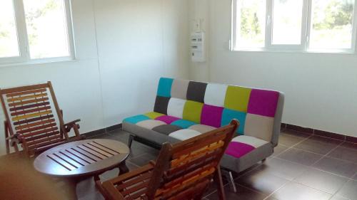 Macouria House | Maison charmante à Macouria avec jardin clôturé et terrasse