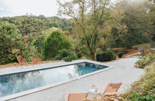 Vitrac Bed & Breakfast | MAISON CISTUS - Maison d'hôtes de charme - Suites et gîte avec terrasses privées - Proche de Sarlat, au coeur de la Nature