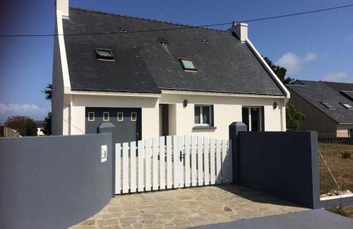 Groix House | Maison confortable 3 chambres, jardin, proche plages & bourg, WiFi, parking - FR-1-813-15