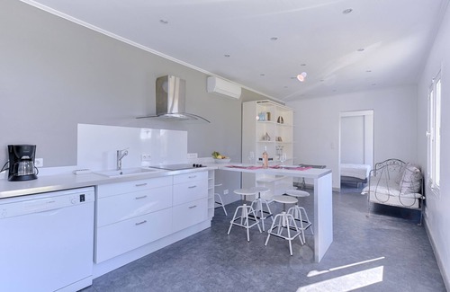 Saint-Nazaire-de-Pezan House | Maison de maître in the countryside 15 minutes from the sea