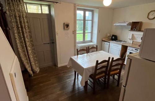 Saint-Martin-Chateau House | maison de campagne