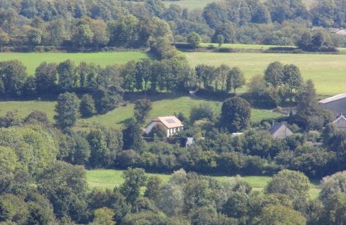 Pierre-Chatel House | Maison de campagne à l'étage