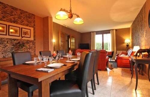 Le Merlerault House | Maison de campagne calme - 3 chambres, jardin clos, WiFi - FR-1-497-173