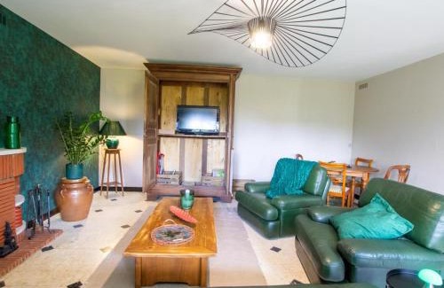 Sourzac House | Maison de Campagne Rénovée à Sourzac - FR-1-616-383