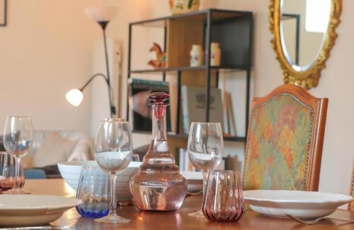 La Ferte-en-Ouche House | Maison de caractère restaurée avec animaux acceptés et WiFi dans un cadre équestre paisible - FR-1-497-239