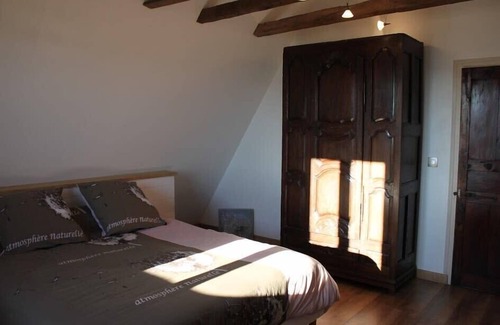Prudhomat House | Maison de Cathy: maison d'ardoises