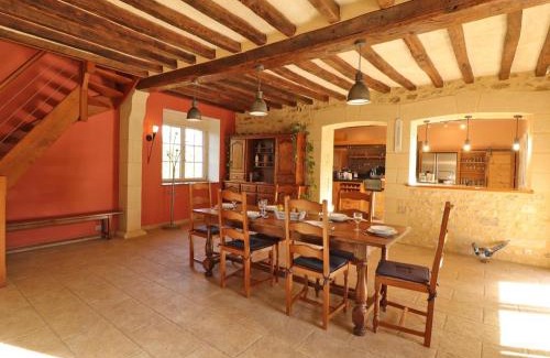 Le Pin-la-Garenne House | Maison de charme au calme avec grand jardin et spa, draps inclus - FR-1-497-168