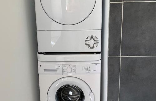 Forges-sur-Meuse House | Maison de charme rénovée proche Verdun, idéal randos, 3 ch, jardin, terrasse, cuisine équipée - FR-1-585-48