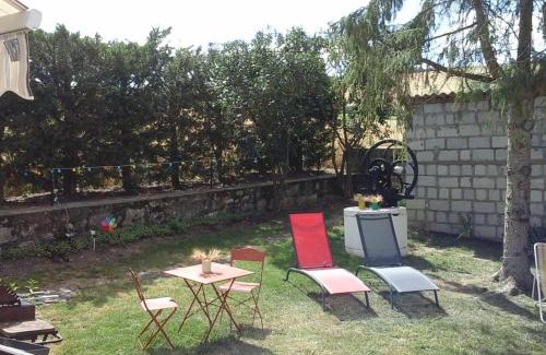 Taxat-Senat House | Maison de ferme charmante avec terrasse et grand jardin près de Vichy - FR-1-489-363